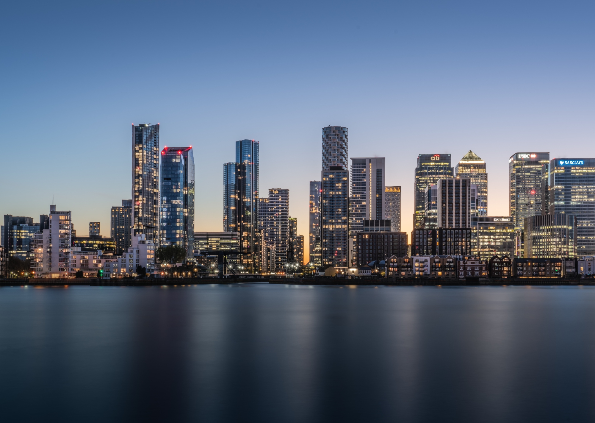 New Homes for sale Canary Wharf