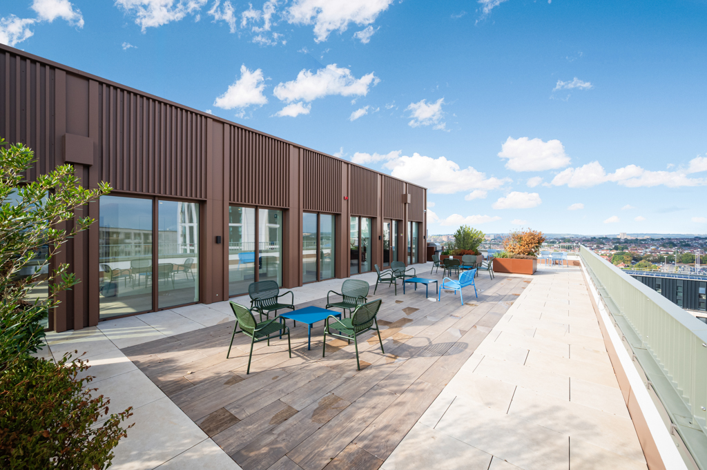 AVIATOR DRIVE 1 COMMUNAL AREAS6