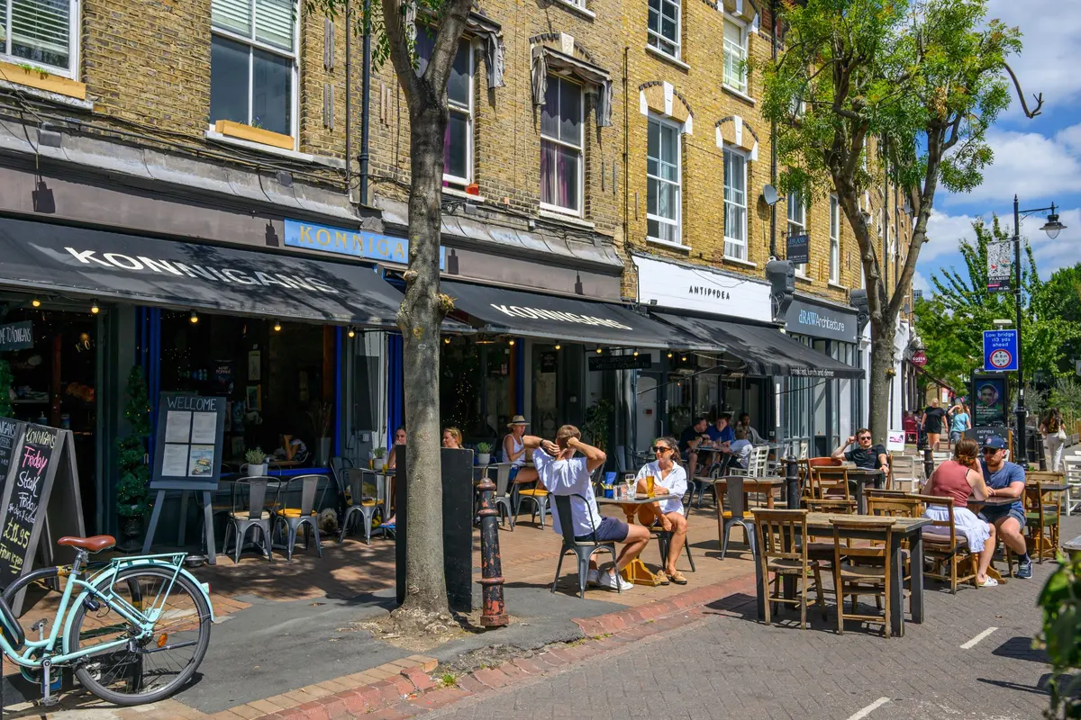 Living in Wandsworth Town | London Area Guide 2024 | CBRE UK Residential